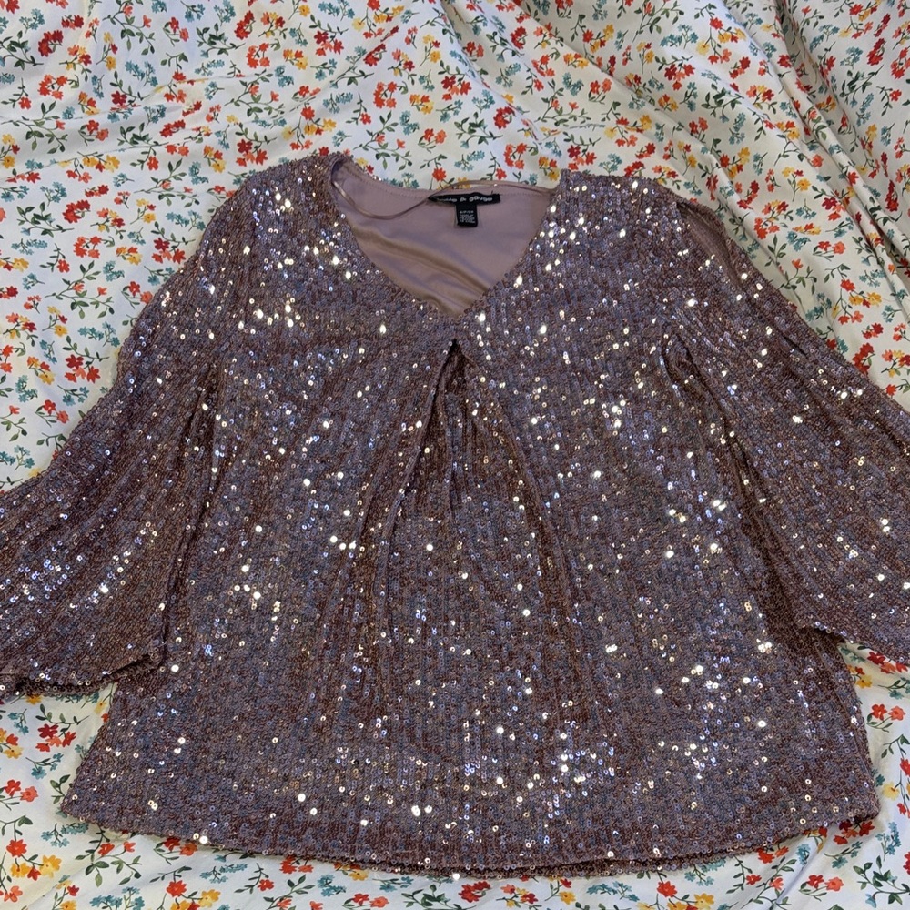 Cable & Gauge Purple Sequin Blouse